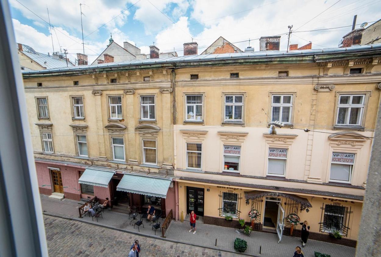 Апартаменти На Площі Ринок З Новим Сучасним Ремонтом Lviv Exterior photo